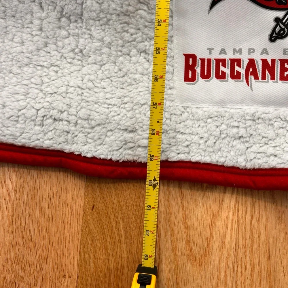 Northwest Tampa Bay Buccaneers NFL Sherpa Fleece Throw Blanket Red White